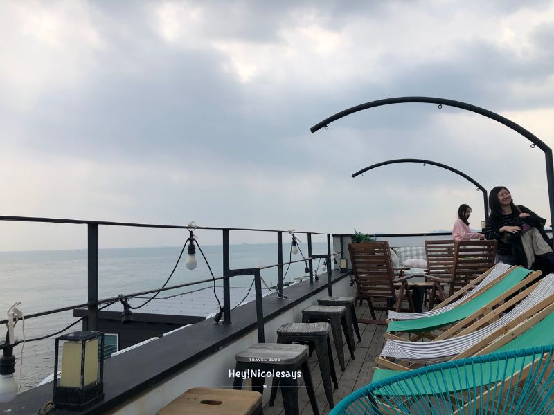 Cafe Rooftop